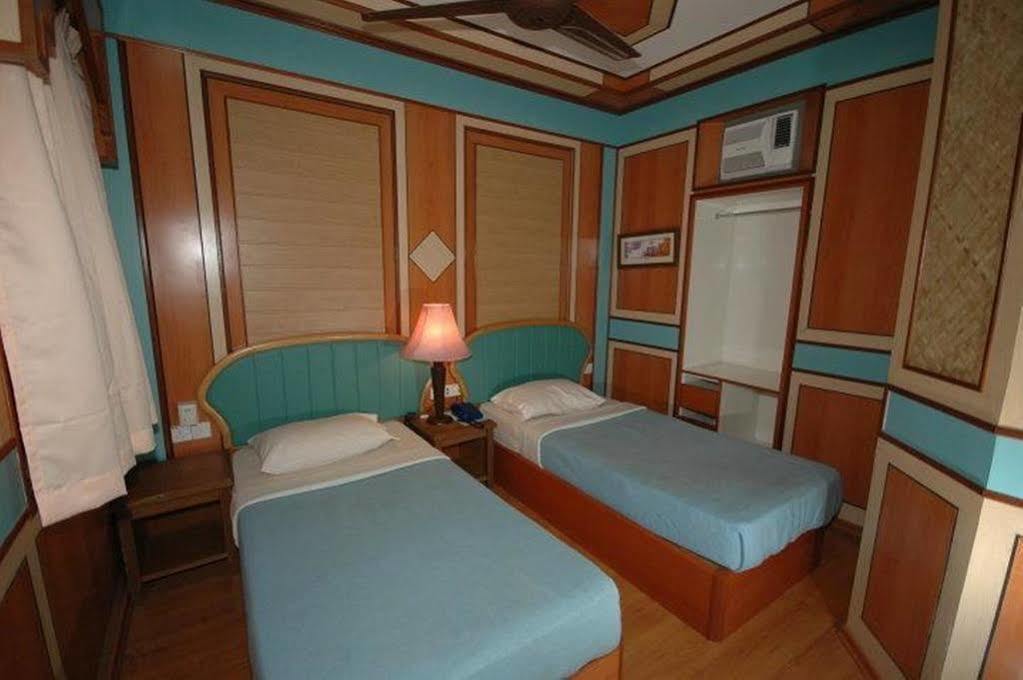 Shari La Island Resort Kampong Pasir Hantu المظهر الخارجي الصورة